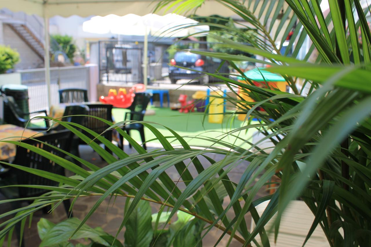 Hotel Susanna Rimini Ngoại thất bức ảnh