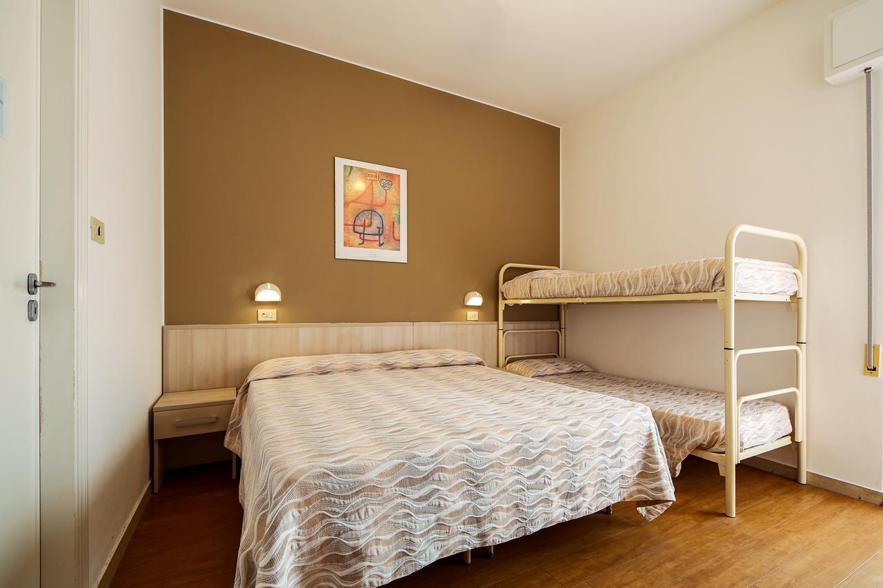 Hotel Susanna Rimini Ngoại thất bức ảnh