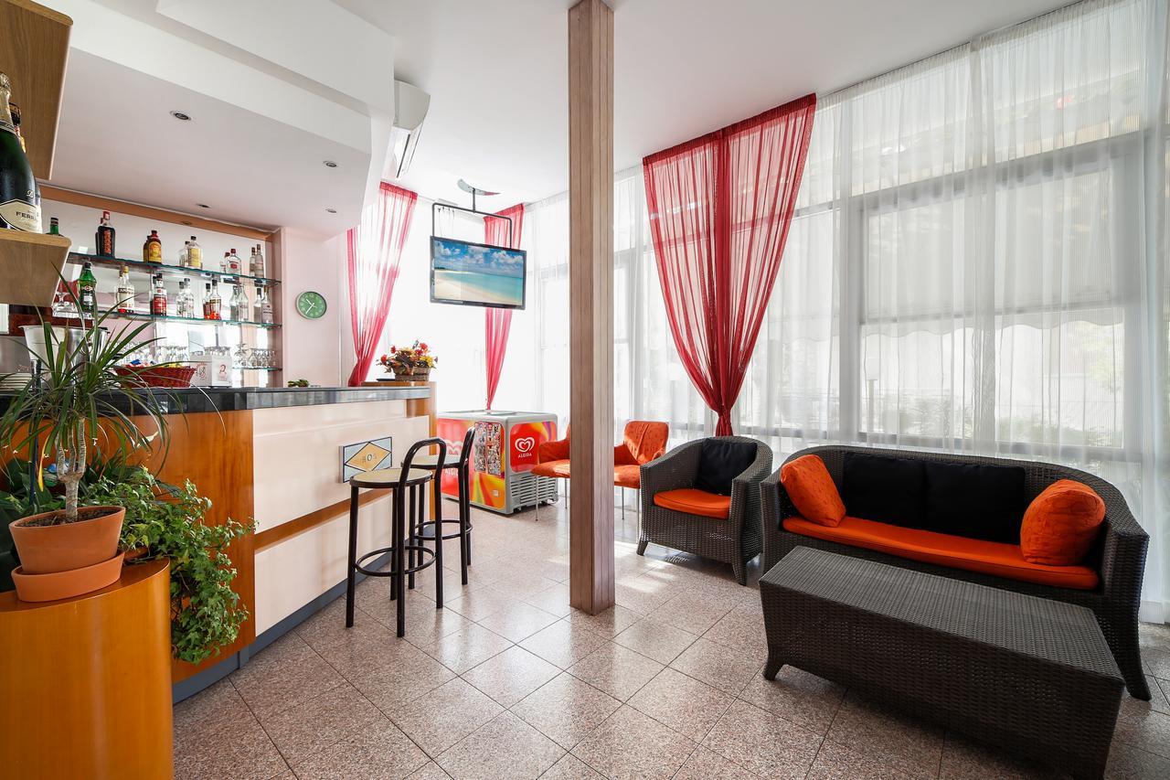 Hotel Susanna Rimini Ngoại thất bức ảnh