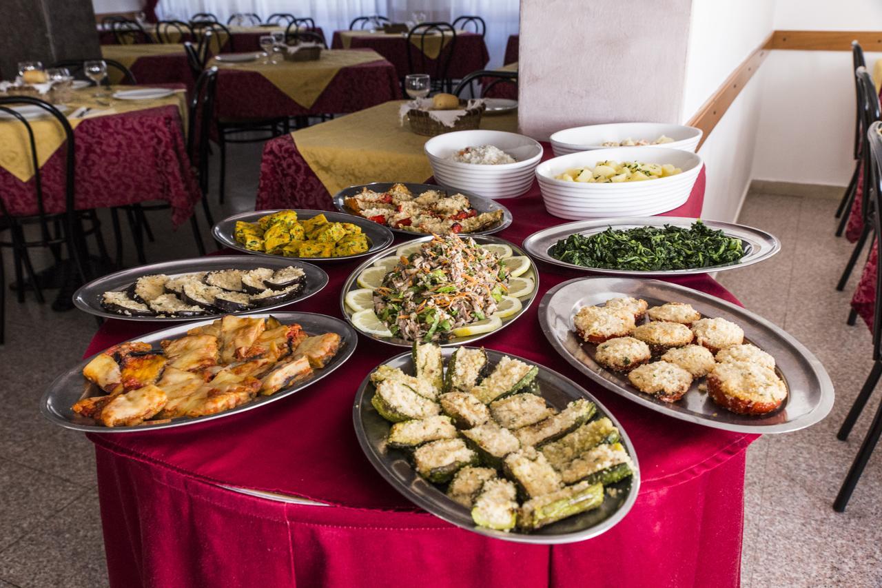 Hotel Susanna Rimini Ngoại thất bức ảnh